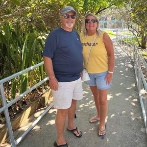 Meet your Posher, Becky